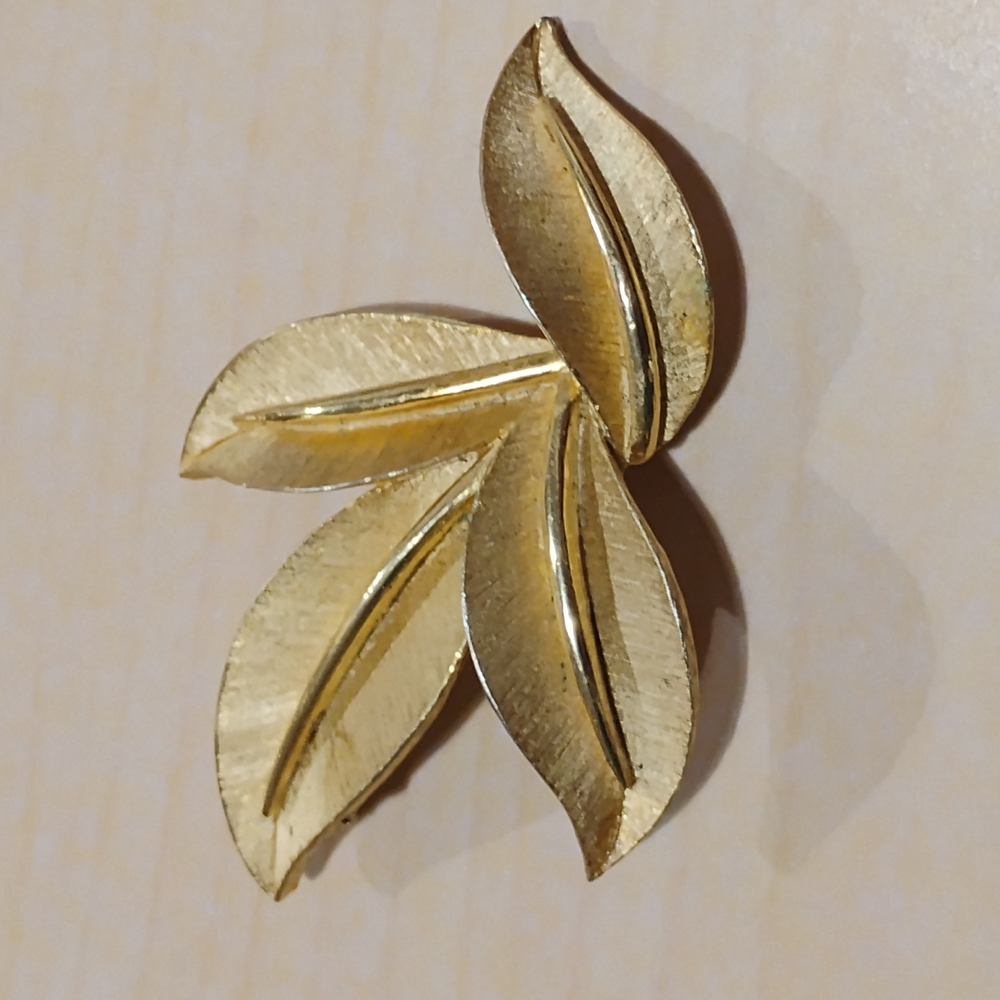 Trifari Gold Brooch Leaf Design